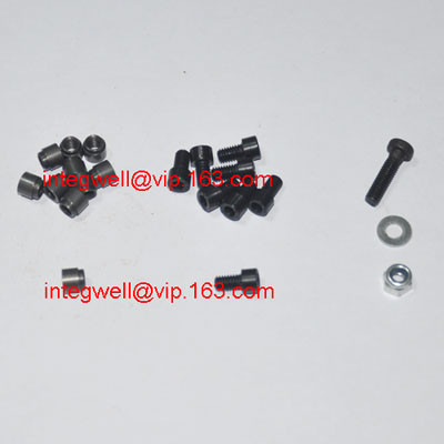 Round nut / special screw on shedding lever