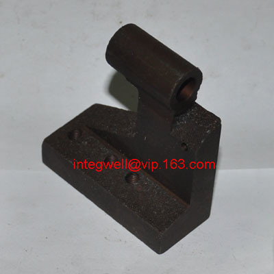 Weft head / weaving head
