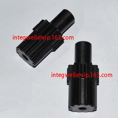 Pinion / idler gear