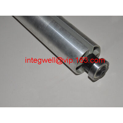 Ribbon winding roller / fabric winding roller